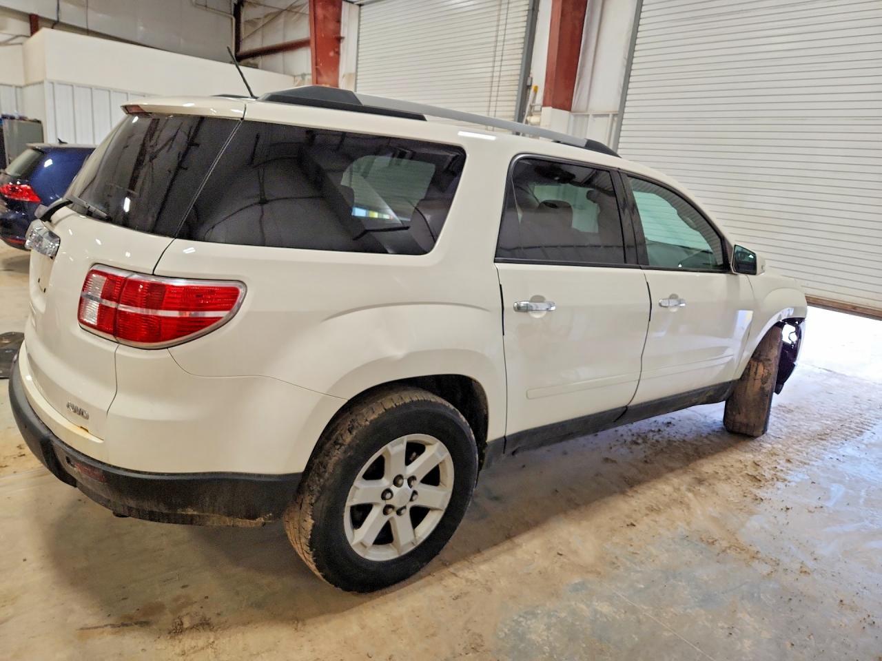 2010 Saturn Outlook xv