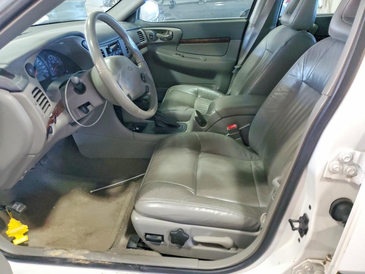 2001 Chevrolet Impala ls