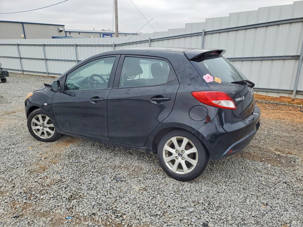 2013 Mazda 2
