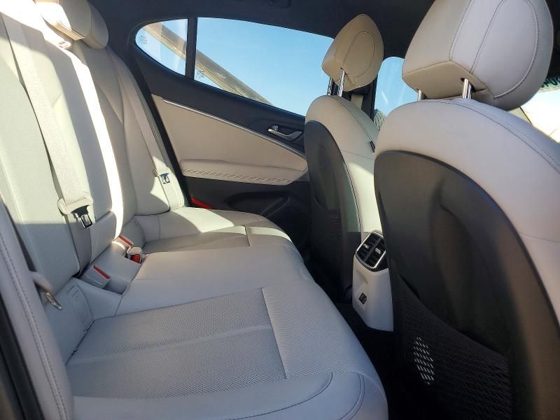 2024 Genesis G70 Base