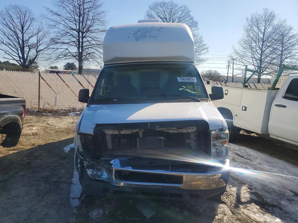 2012 Ford E-350
