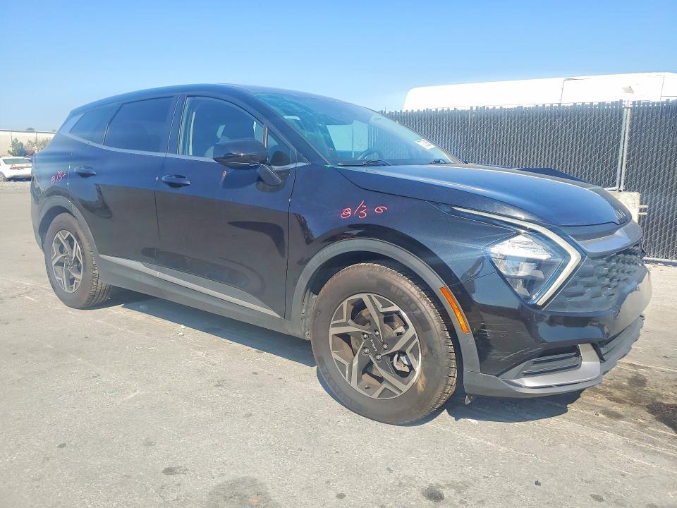 2023 KIA Sportage lx