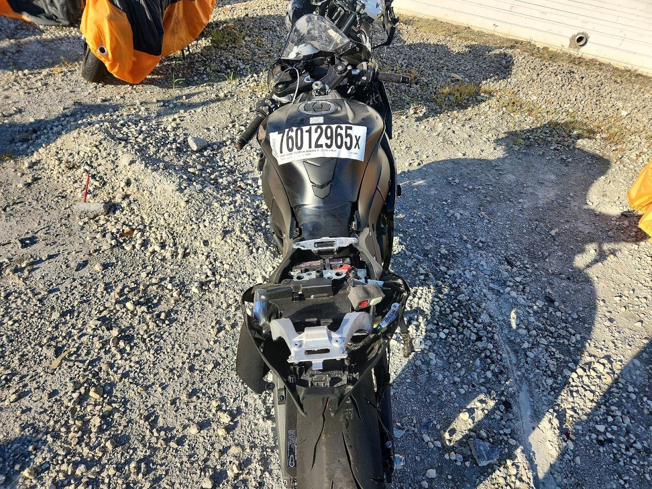 2025 Kawasaki ZX1002 L