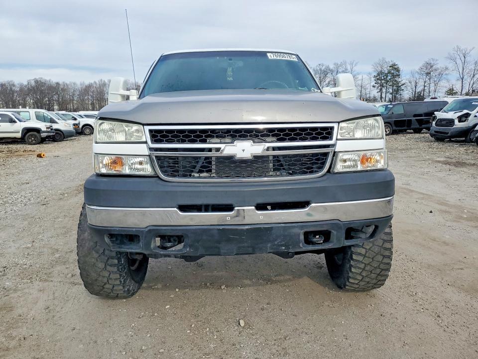 2004 Chevrolet Silverado K2500 Heavy Duty