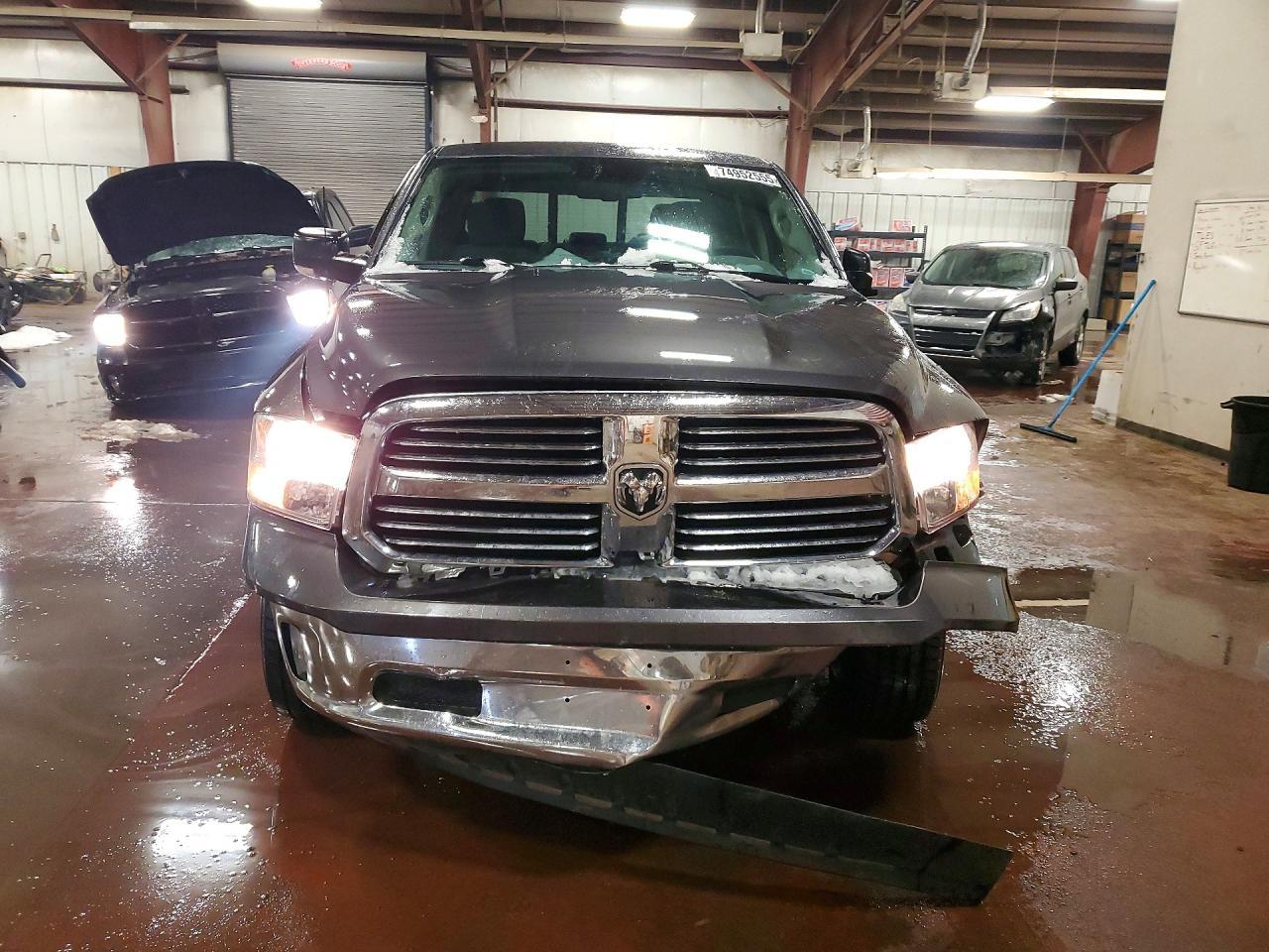 2017 Dodge Ram 1500 slt