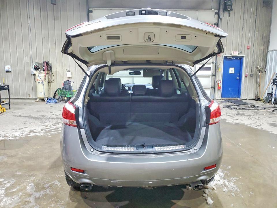 2012 Nissan Murano s