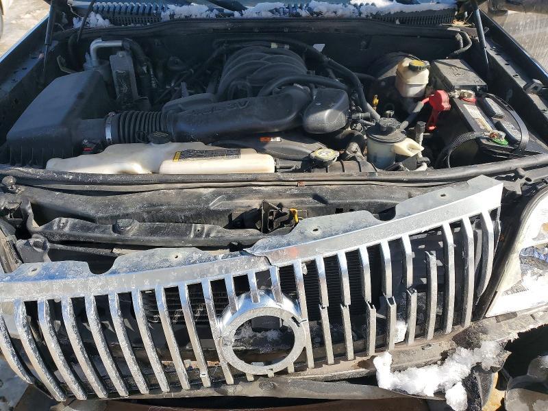 2008 Mercury Mtneer 4D
