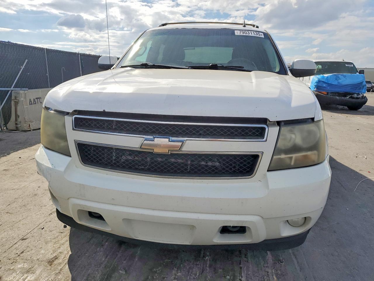 2011 Chevrolet Avalanche ls