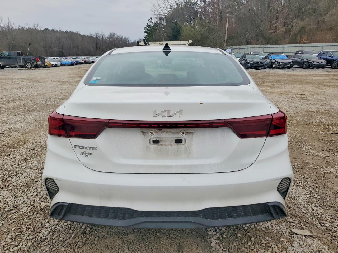 2022 KIA Forte fe