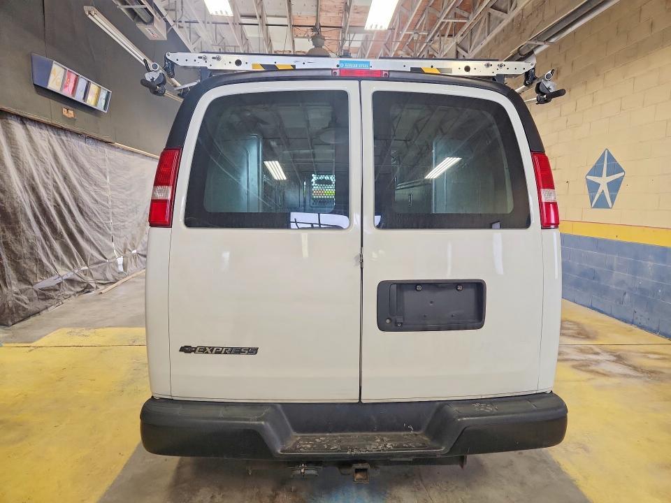 2018 Chevrolet Express 2500 Utility / Service van