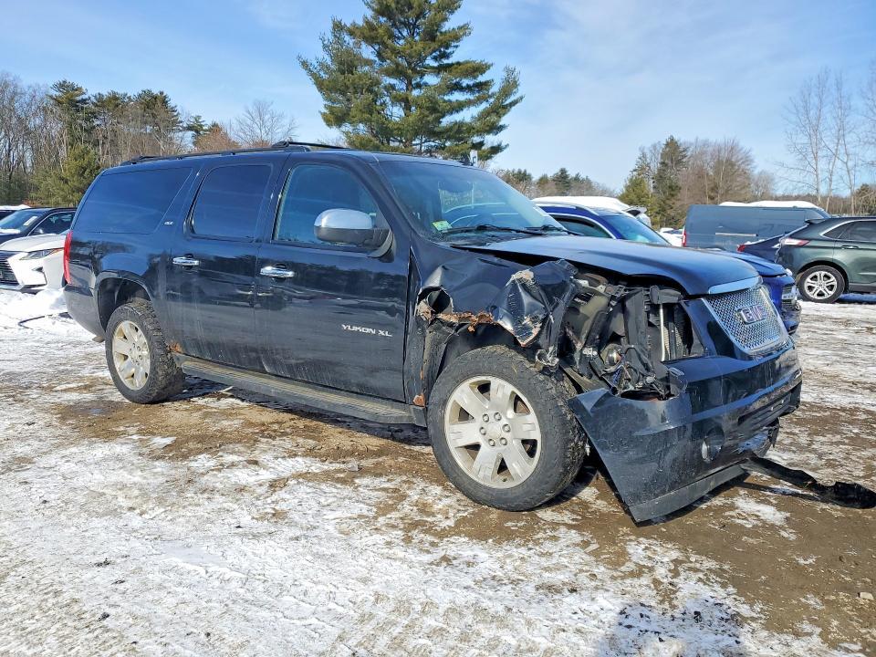 2011 GMC Yukon xl K1500 slt