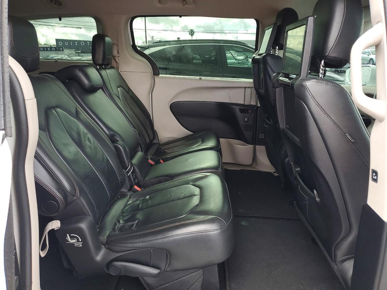 2017 Chrysler Pacifica Touring l Plus