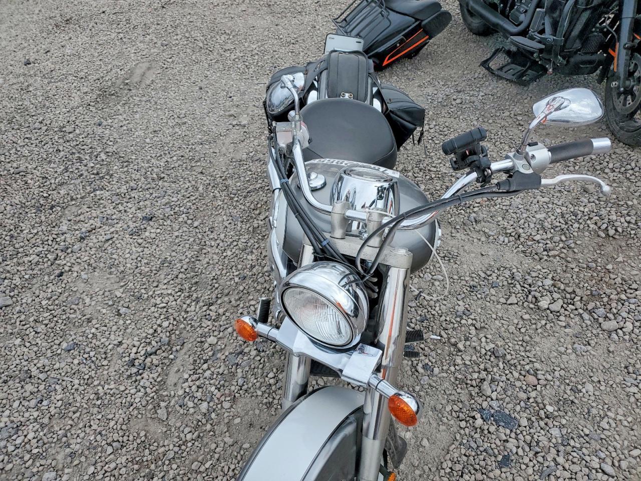 2003 Suzuki VL800