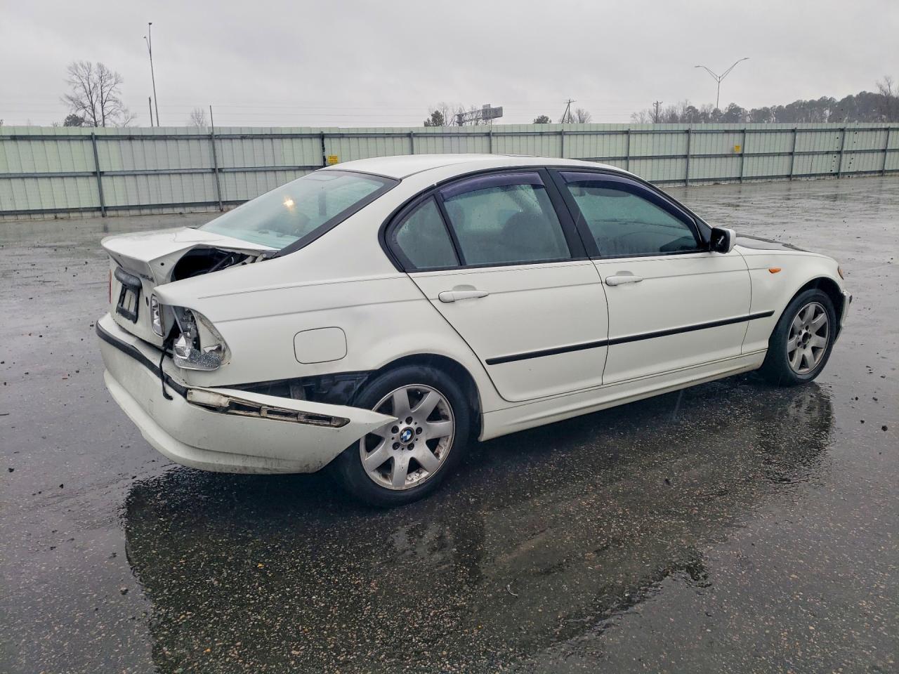2003 BMW 325 xi