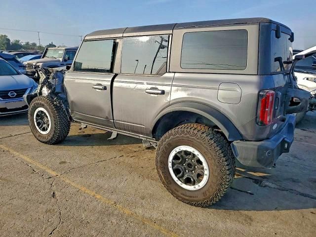 2022 Ford Bronco Base