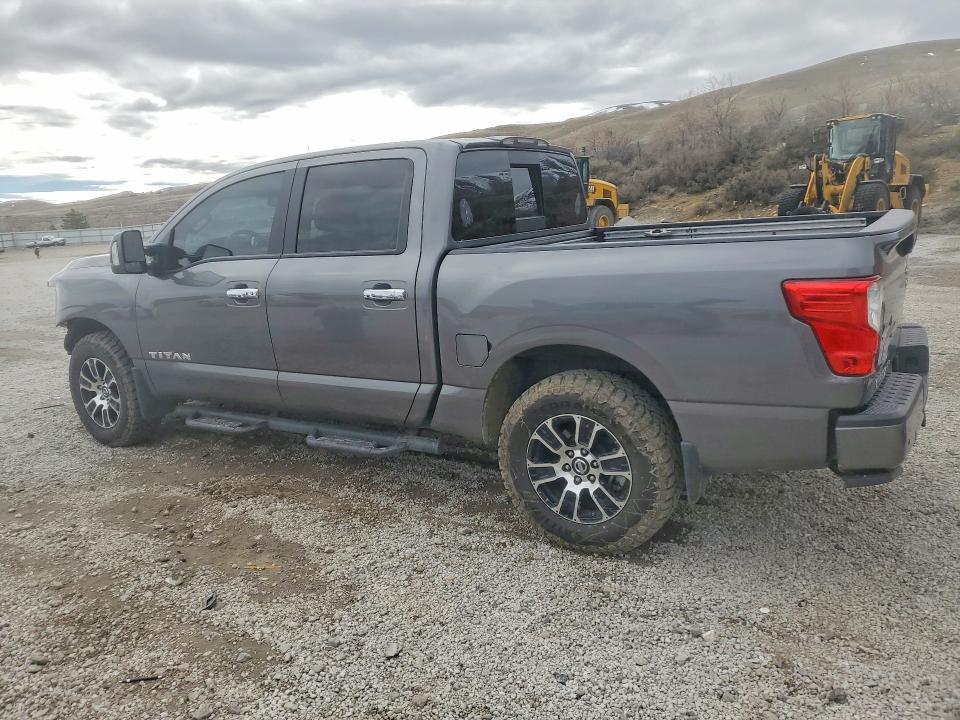 2021 Nissan Titan SV