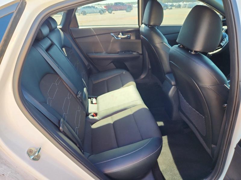 2023 KIA Forte gt Line