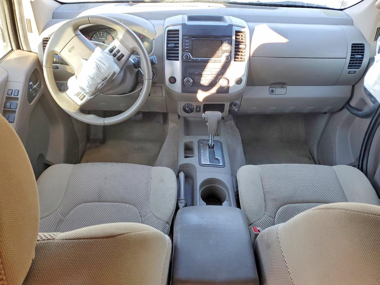 2015 Nissan Frontier s