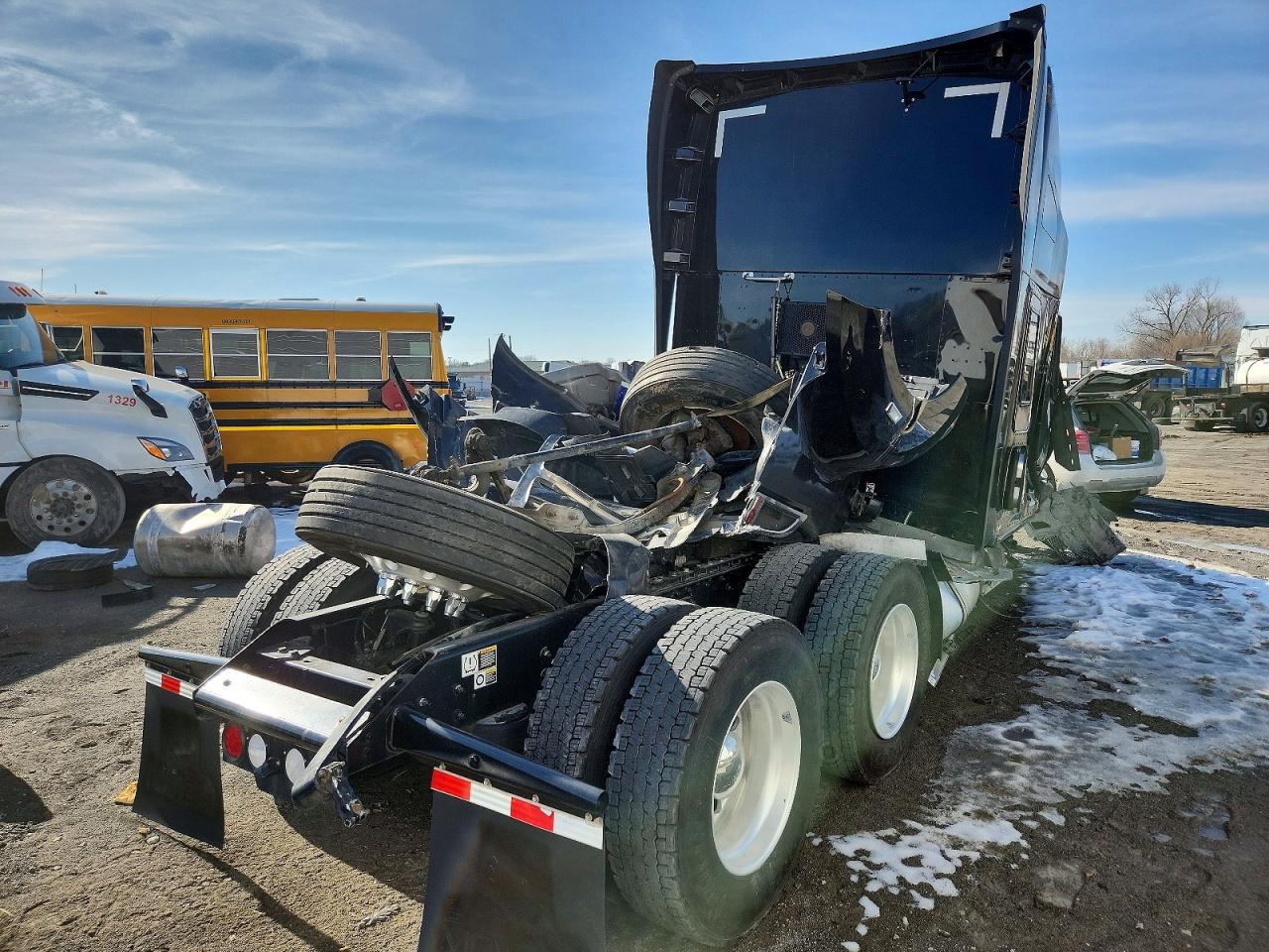 2022 Kenworth T680 Semi Truck