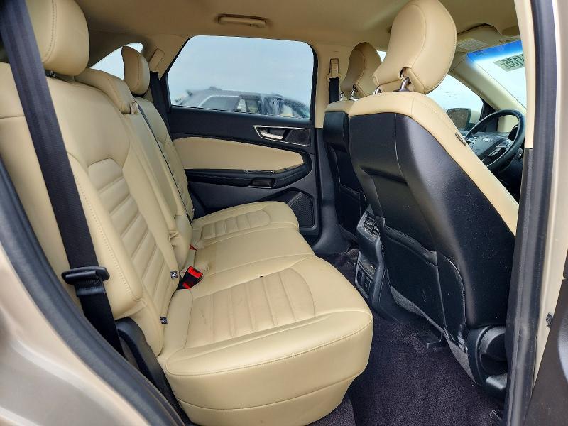 2017 Ford Edge sel