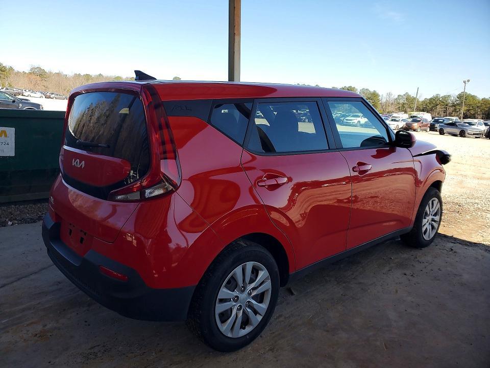 2022 KIA Soul lx