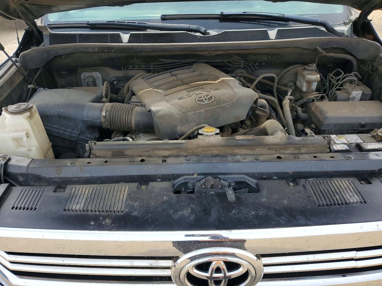 2016 Toyota Tundra SR5
