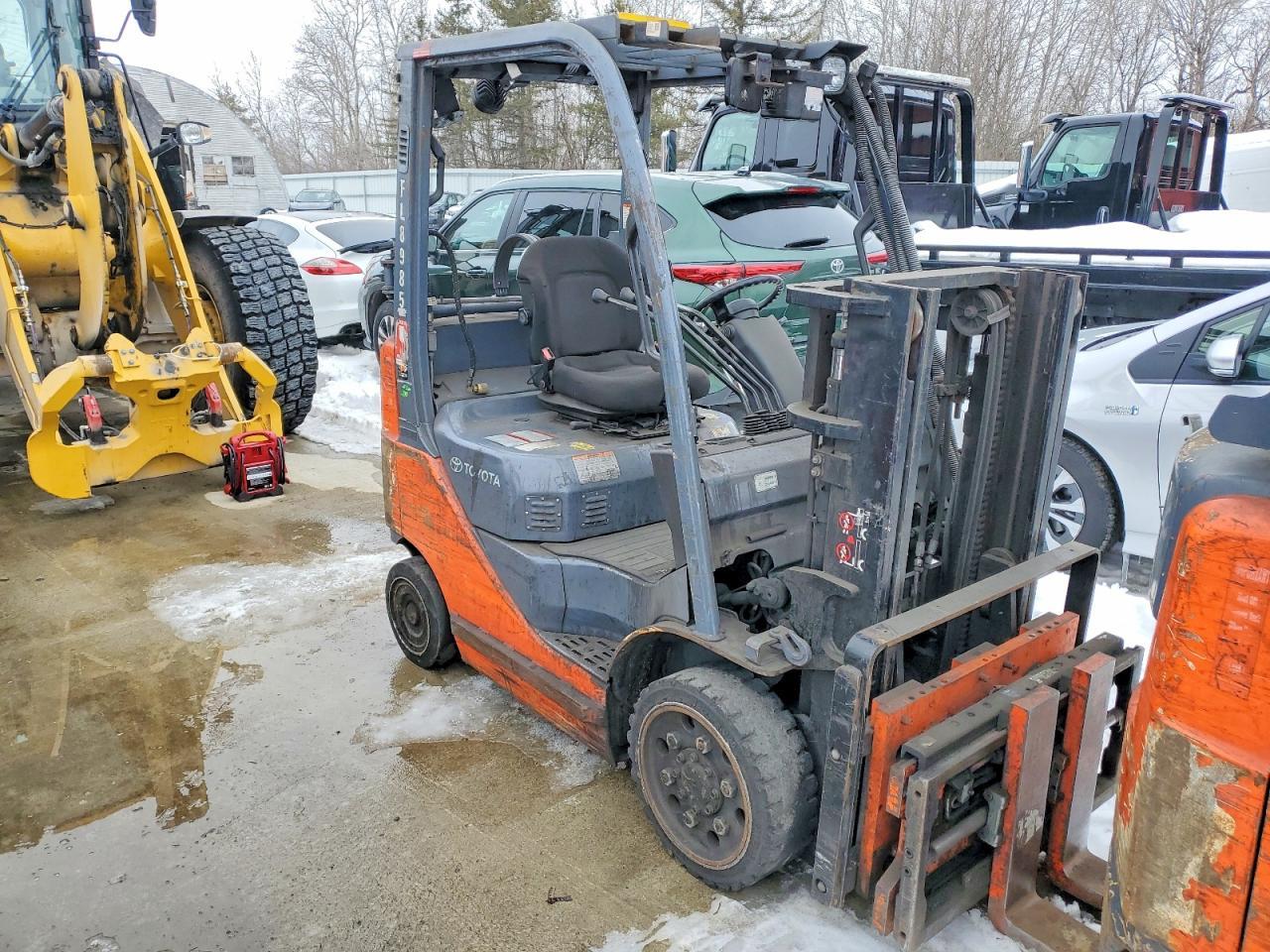 2014 Toyt Forklift-Forklift
