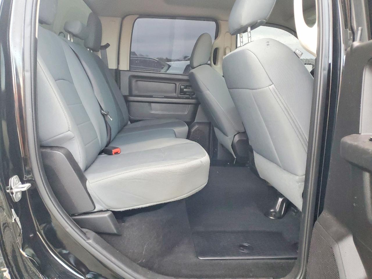 2015 Dodge RAM 1500 ST