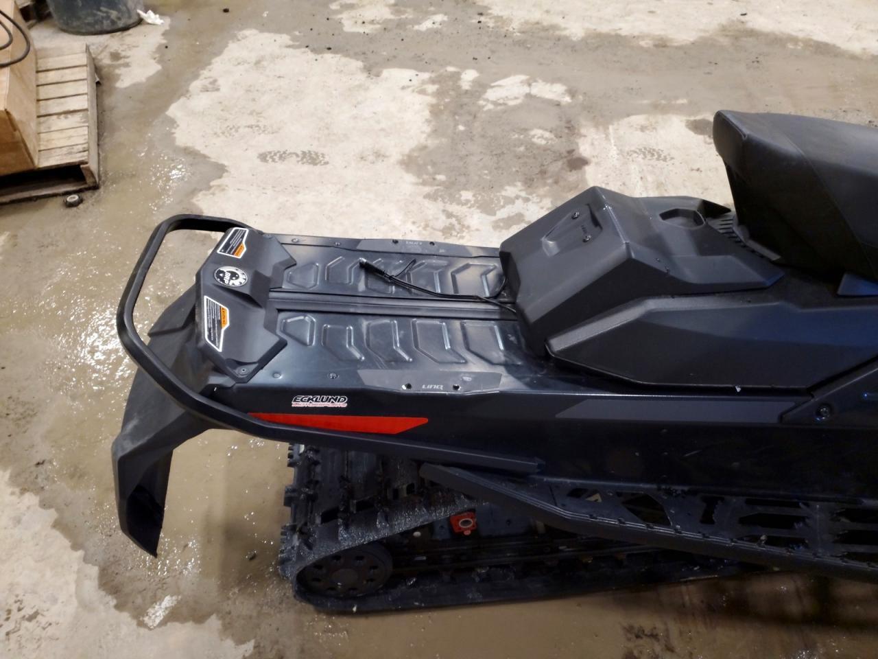 2021 Skidoo Snowmobile