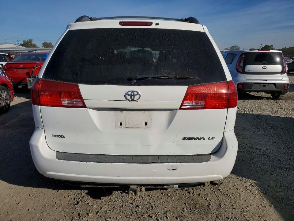 2005 Toyota Sienna ce
