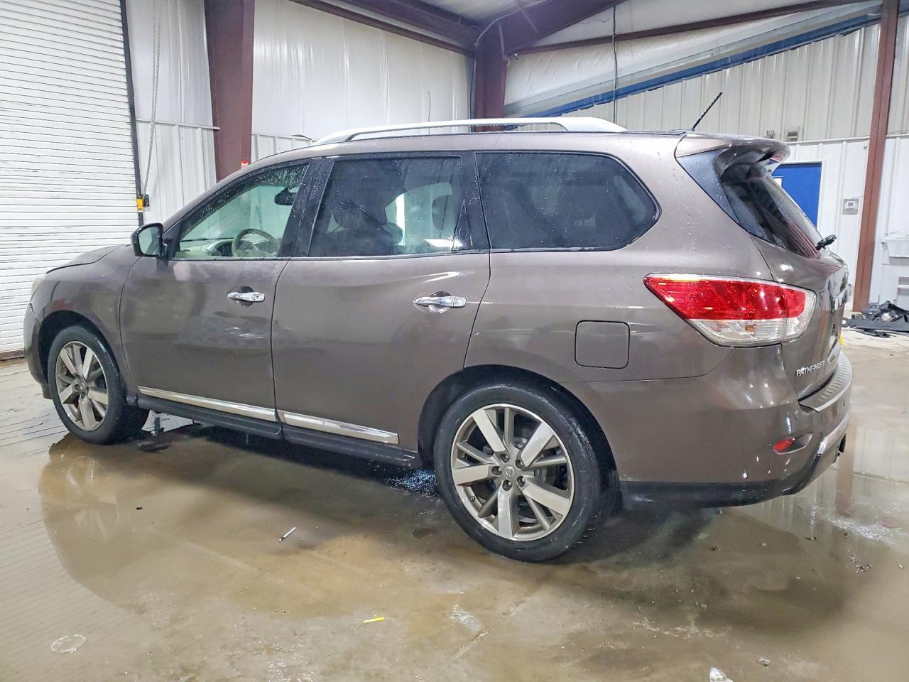 2015 Nissan Pathfinder s