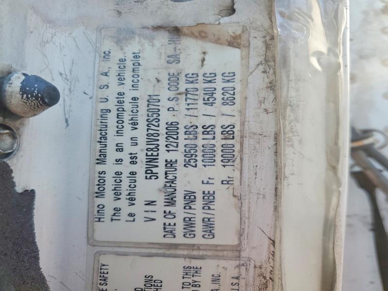 2007 Hino 268 Refrigerated BOX Truck