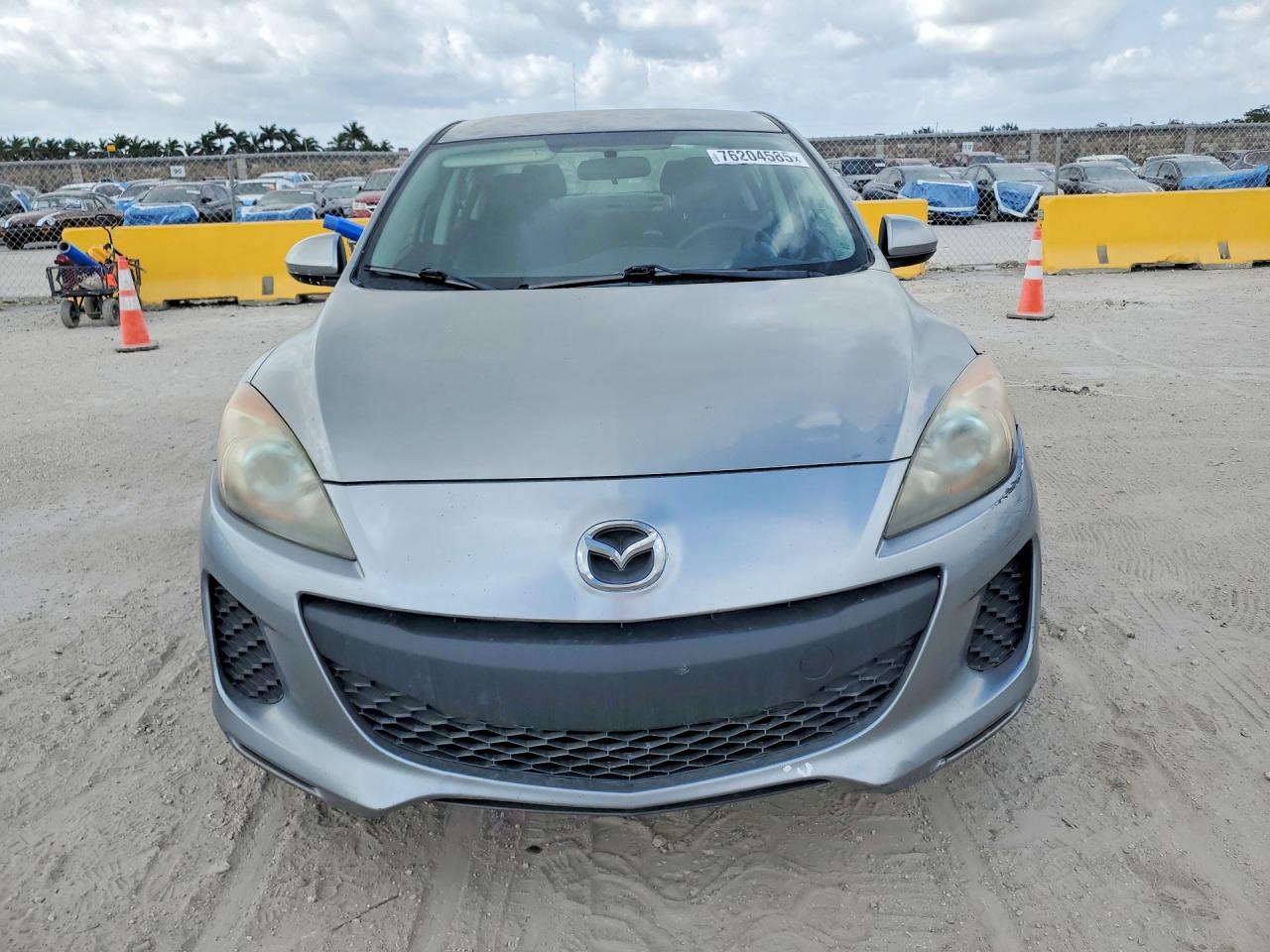 2012 Mazda 3 I