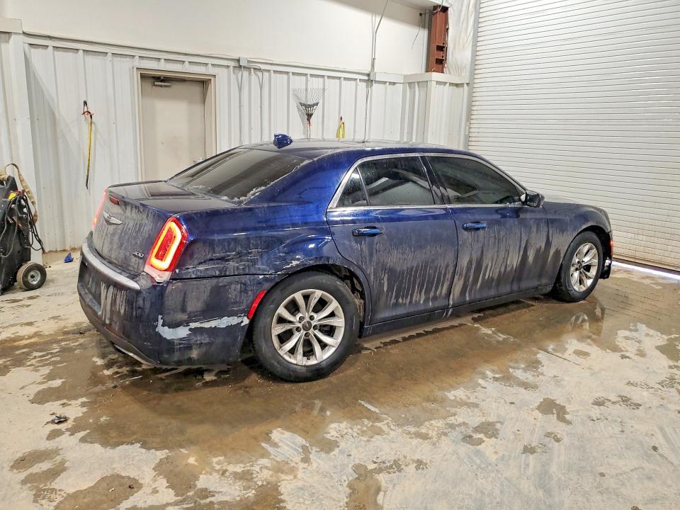 2016 Chrysler 300 Limited