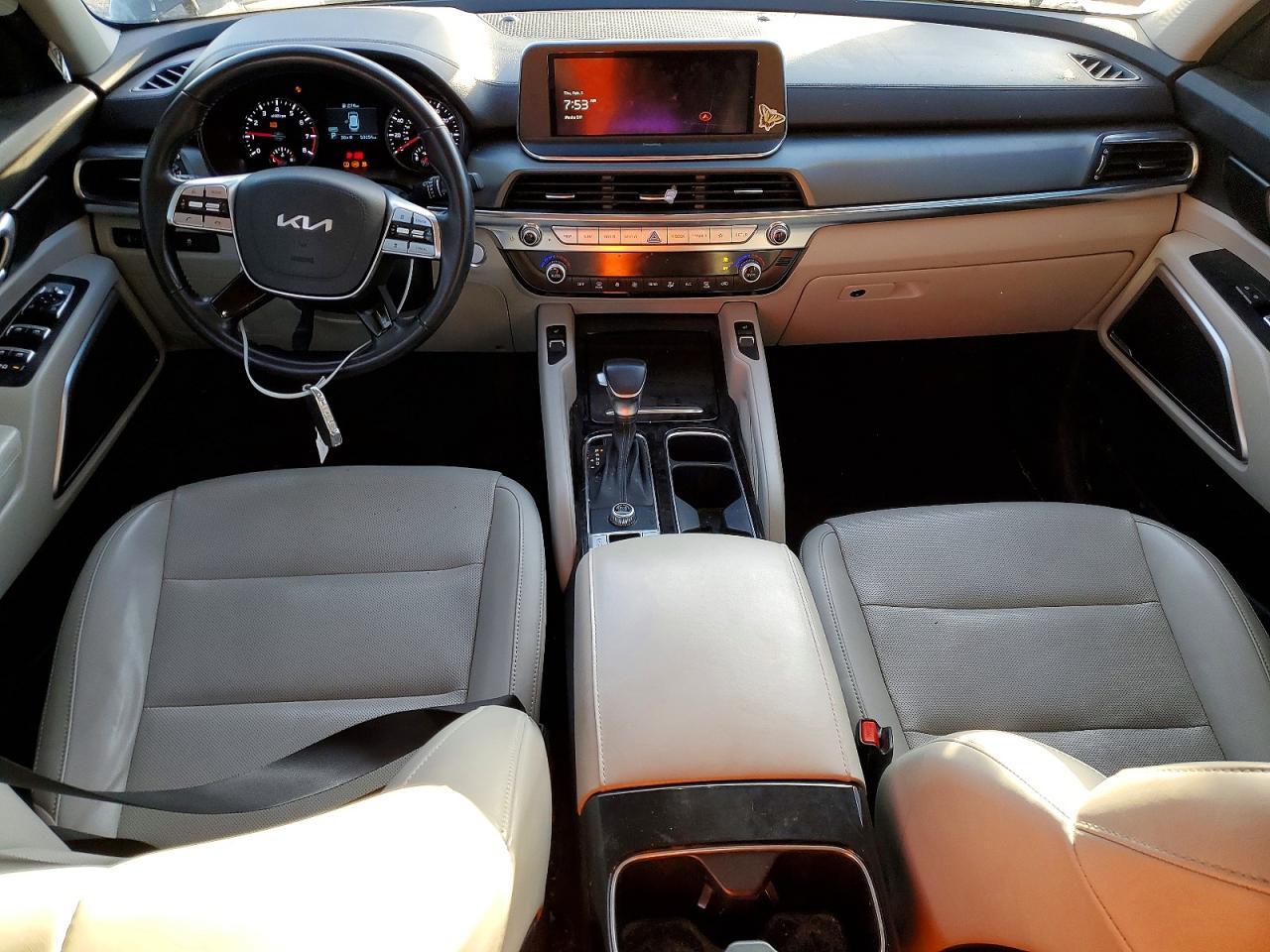 2022 KIA Telluride s