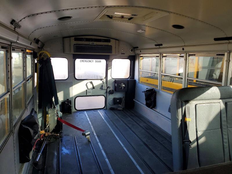 2010 Chevrolet 2010 Thomas Minotour G3500-school bus
