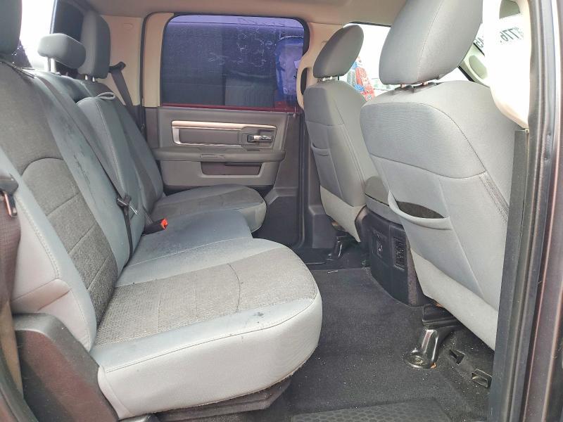 2015 Dodge RAM 1500 SLT