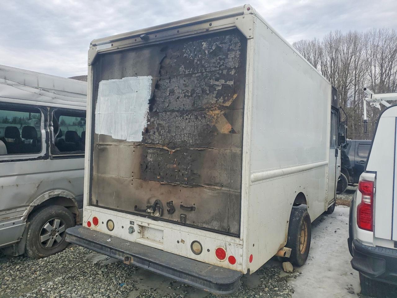 2013 Ford E350 Delivery Truck