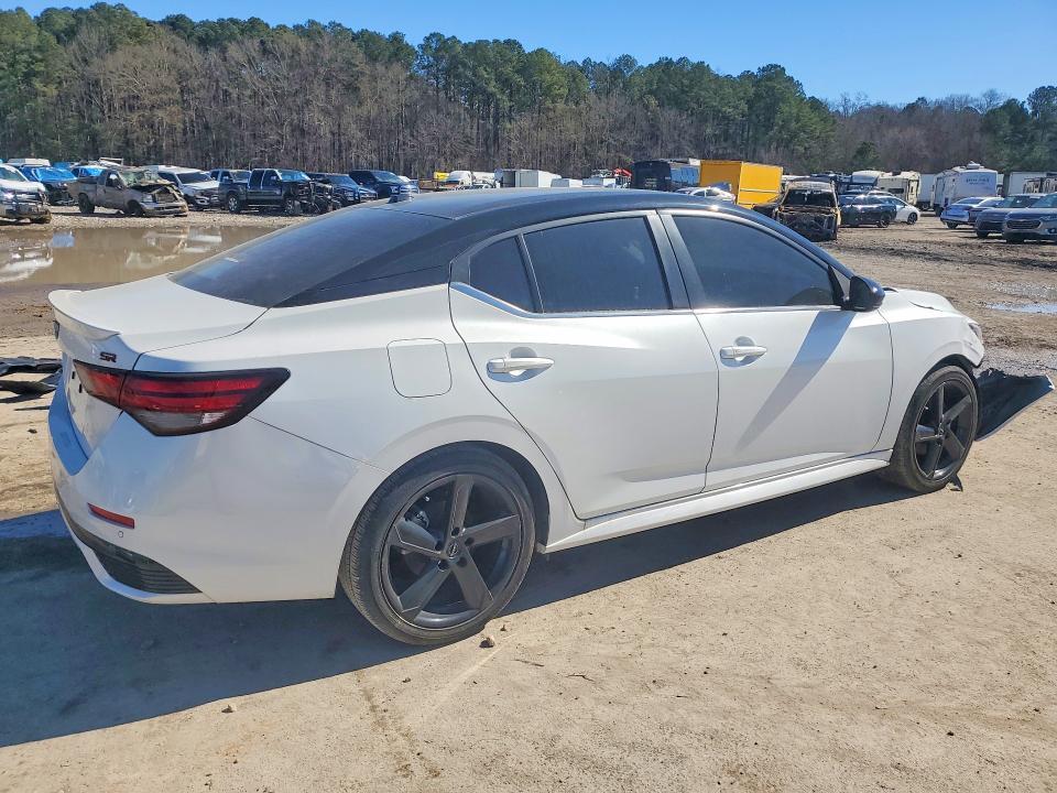 2024 Nissan Sentra sr