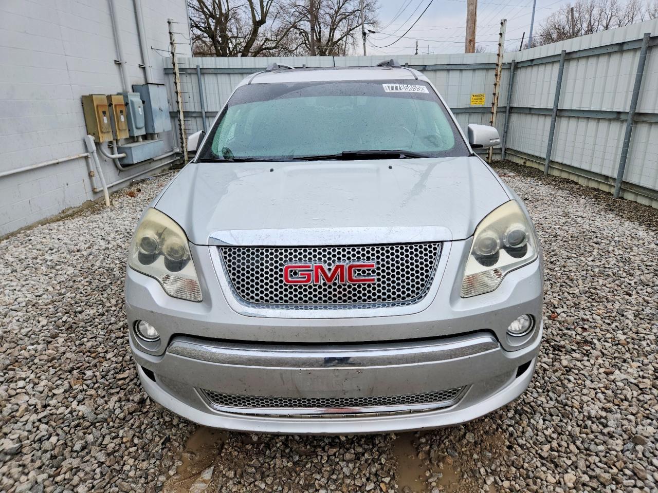 2011 GMC Acadia Denali