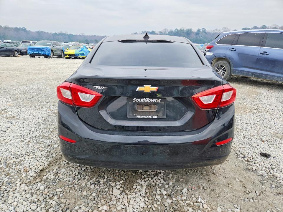 2018 Chevrolet Cruze ls