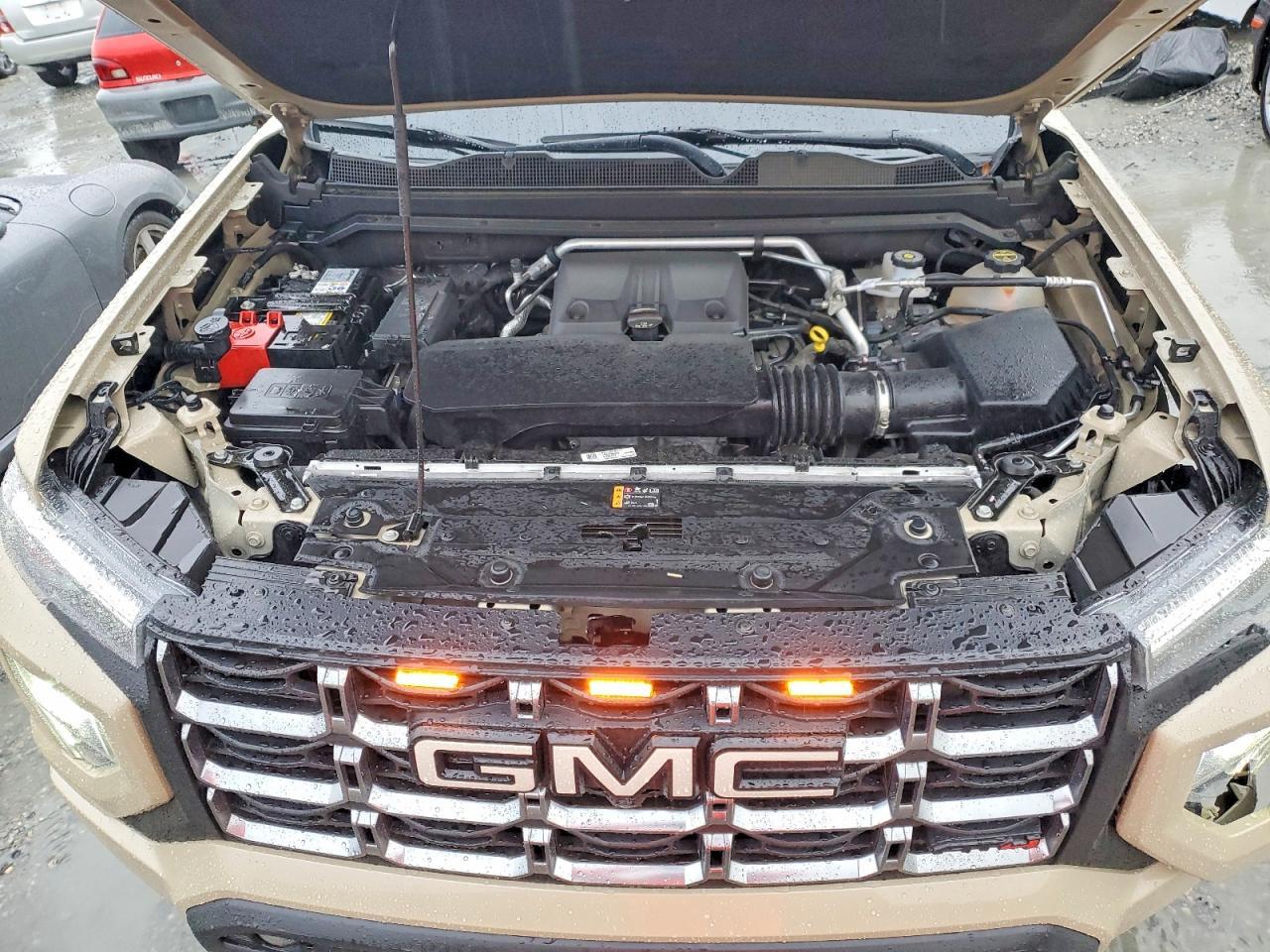 2024 GMC Canyon AT4