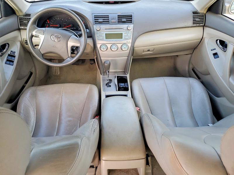2009 Toyota Camry le