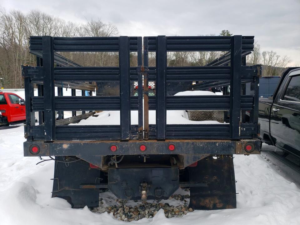 2015 GMC Sierra Flatbed Truck