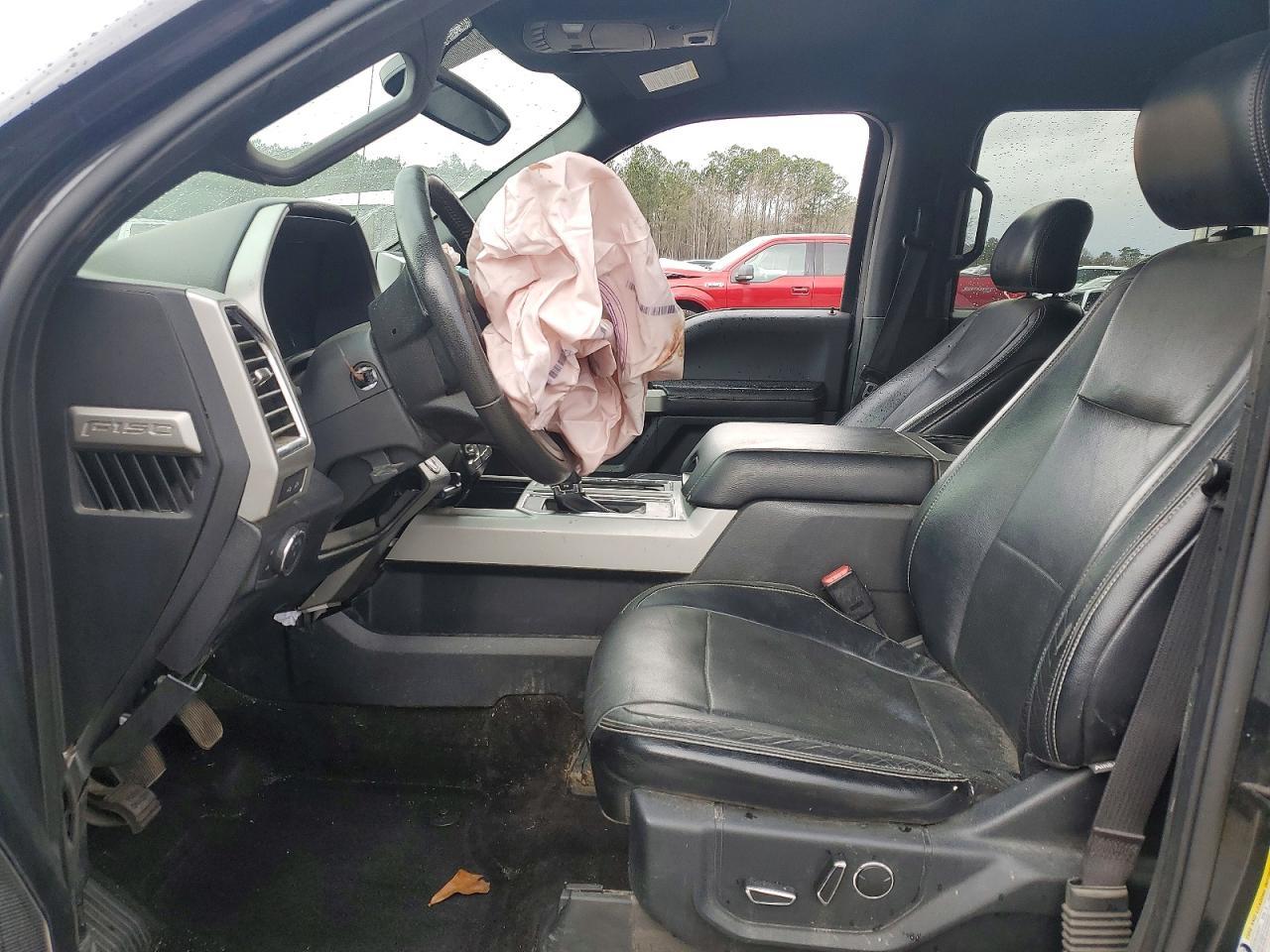 2015 Ford F150 Platinum