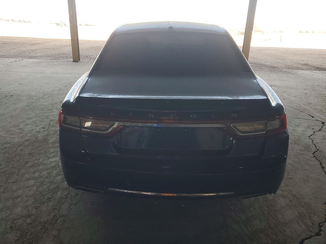 2017 Lincoln Continental Premiere