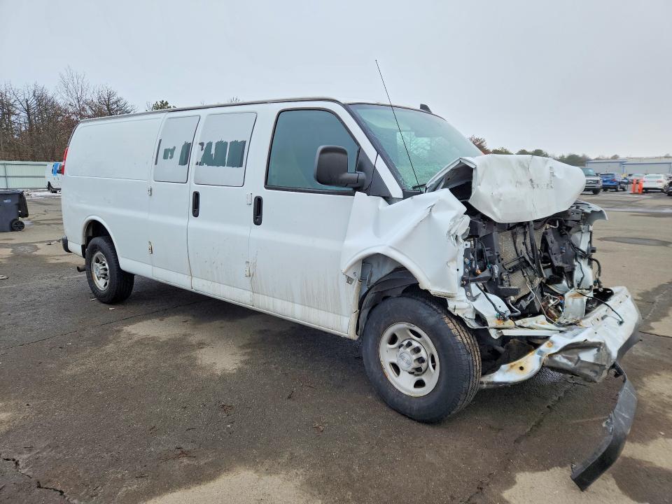 2020 Chevrolet Express G2500