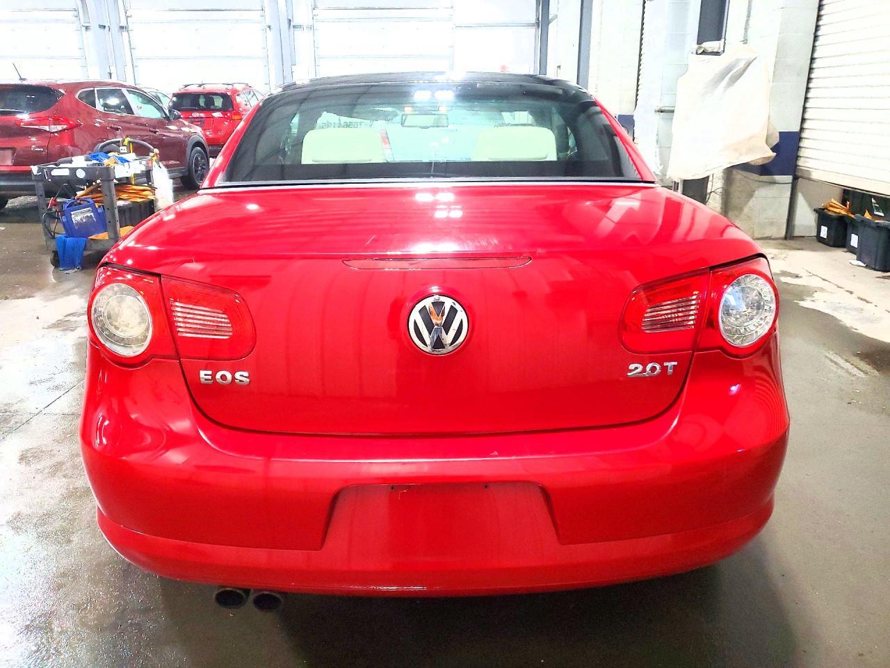 2010 Volkswagen Eos lux