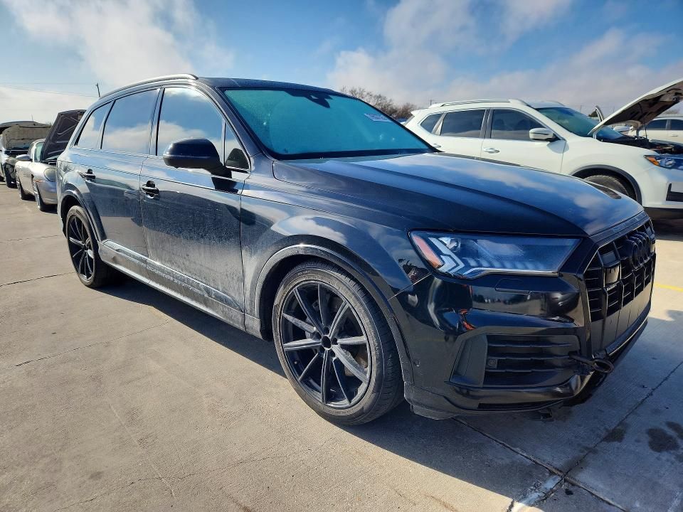 2021 Audi Q7 Prestige