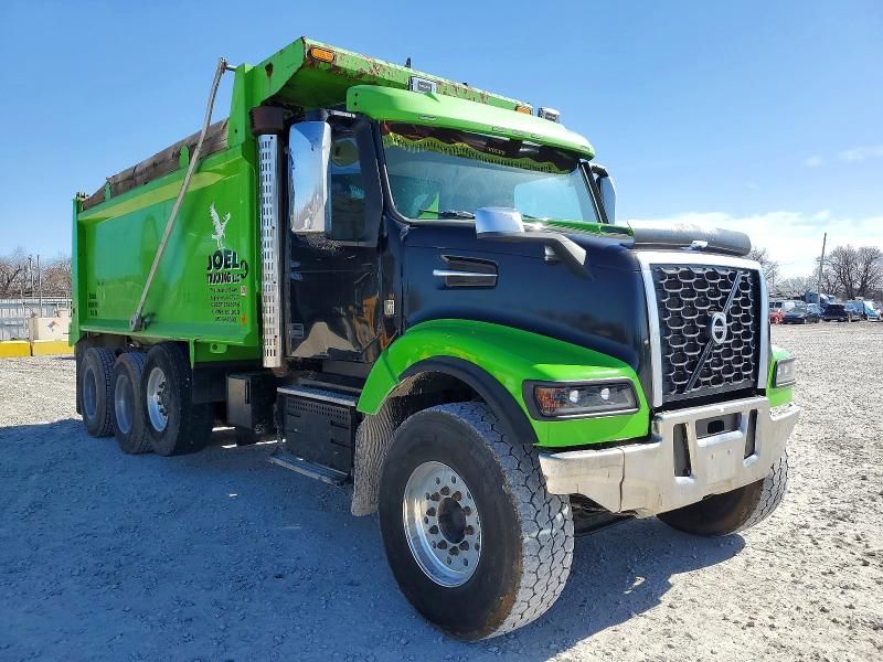 2018 Volvo VHD